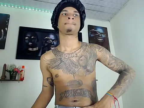 Tatoo_Noah Live XXX-chat