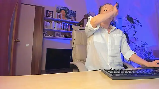 Chat XXX en directo de LylithSkye