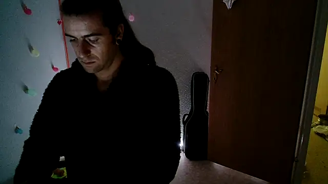 hei_69 Chat XXX live