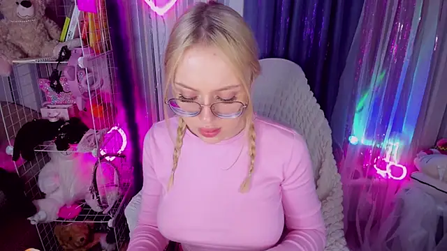 CeaneLino Chat XXX live