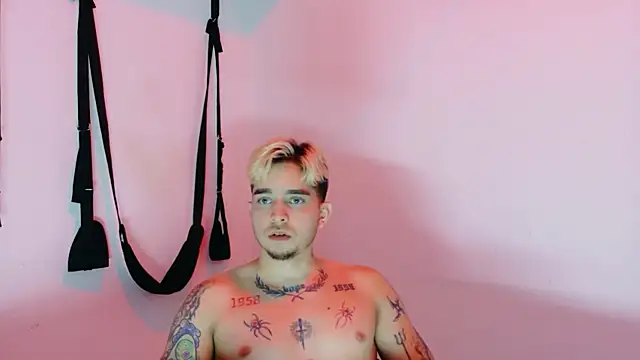 Show de AliceandMax na webcam