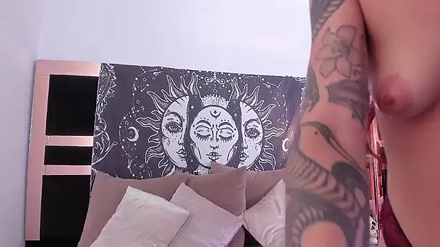 Chat XXX ao vivo de mirandaduboiss