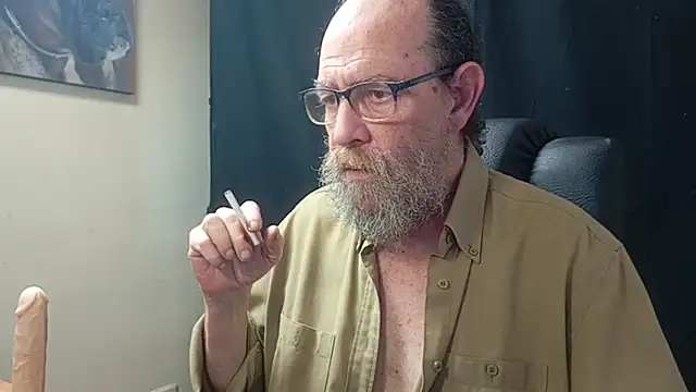 Uncle_Hottie live XXX chat