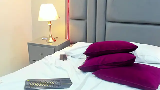 Chatroom XXX en direct de KendalFoxx