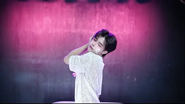 Chat XXX en directo de Queen-Vibe