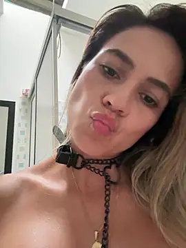 Chat +18 de valentina_herrrera ao vivo