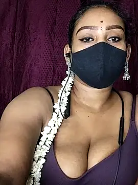 Tamil_Crazy_Queen Chat XXX in diretta