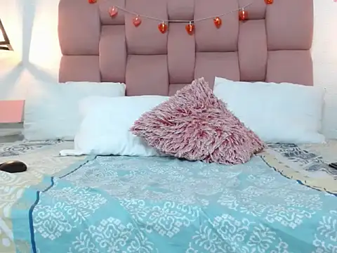 XXX chat uživo modela Keilafoxx18