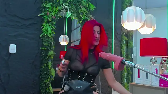 XXX chat uživo modela AllissaBrowm