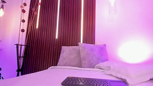 Živý XXX chat ArianaBaker