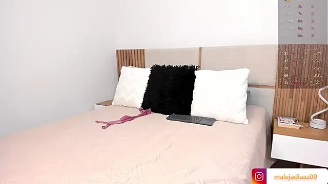 MalejaDiaz_ 现场XXX聊天