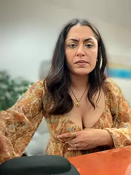 YourQueen18 Obrolan Langsung XXX