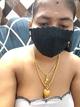 Tamil_Lotus' Live XXX Chat