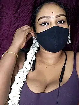 Tamil_Crazy_Queen 现场XXX聊天