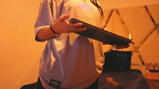 عرض كام MeelFox