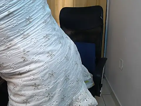 Živý XXX chat Alice_Liora