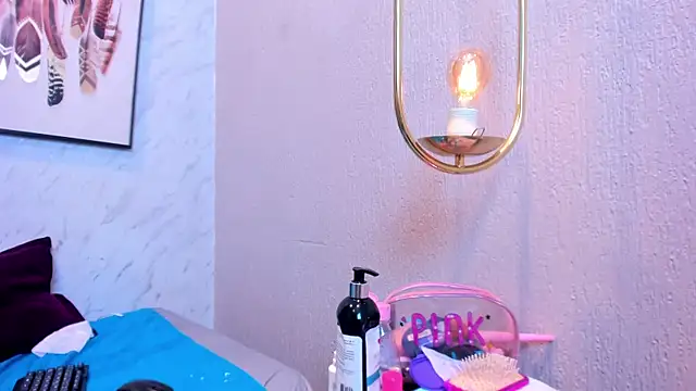 Nahomi_rosse – Live XXX-chat