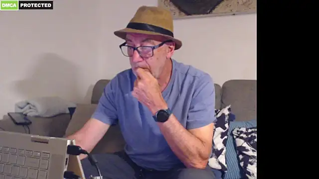 bluedae1's Live XXX Chat