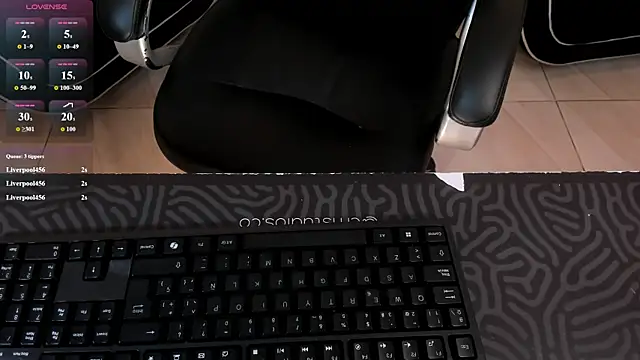 ValeriaVelvetのライブXXXチャット