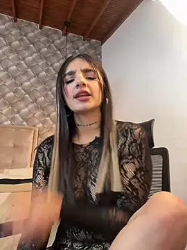 Abriil_cuteeのライブXXXチャット