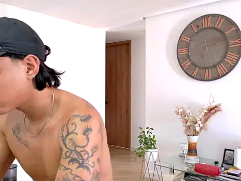 Will_Clark7 Show in webcam