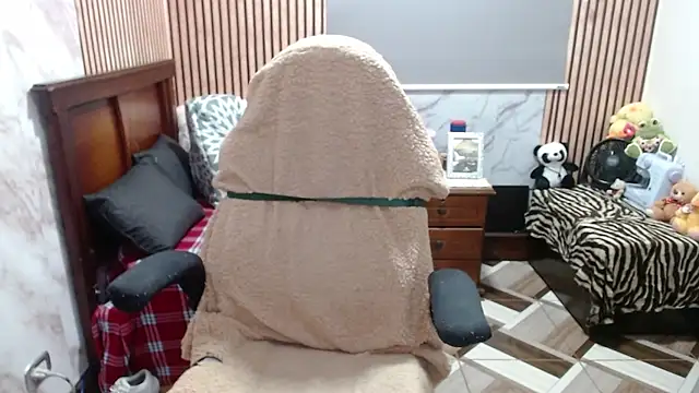 Sonialorens_ 라이브 XXX 채팅