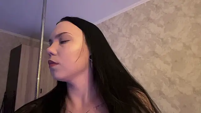 Онлайн чат XXX AlisNoire