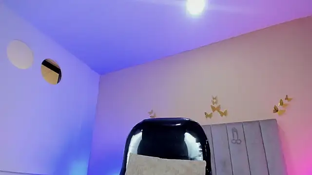 Nascary_Fox Chat XXX in diretta