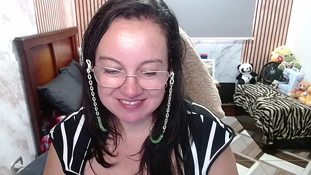 Sonialorens_ Live XXX-chat