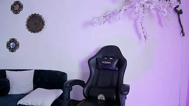 charlotte_mitchell_ 即時 XXX 聊天