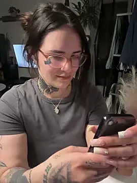 Онлайн чат XXX NyxTattoo