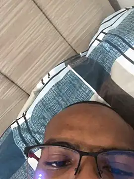 criss_zuri's Webcam Show