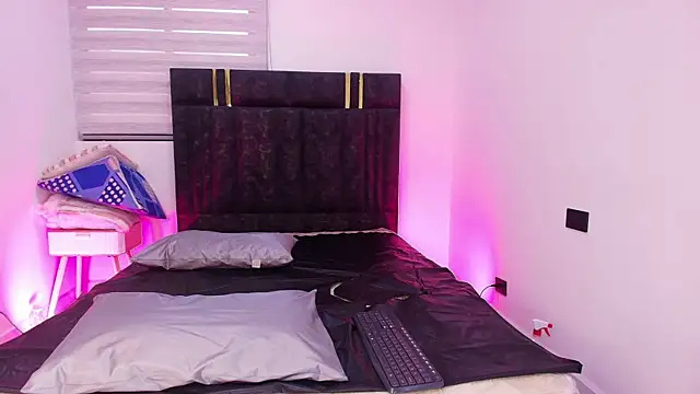 Chat +18 de sara_ck ao vivo