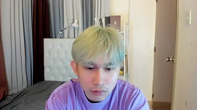 davincihugecock Chat XXX in diretta