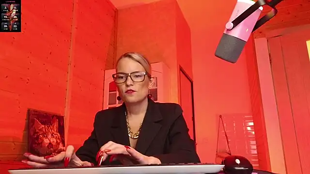 Lady_Shine: онлайн-секс-чат