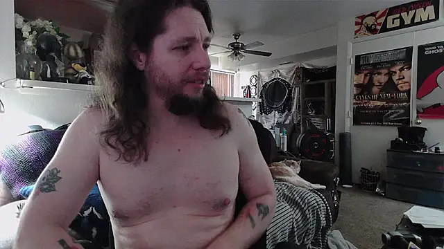 biggerisbetter12's Live XXX Chat