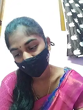 Tamil_Hot_RoyalQueen Webcam-Show