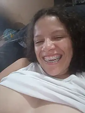 angelplu Chat XXX live