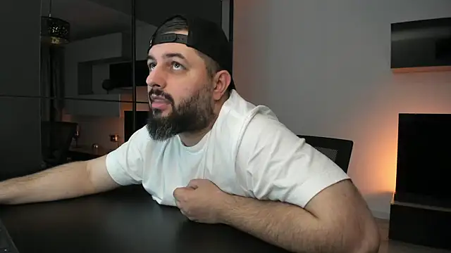 DravenPeak Live XXX-Chat