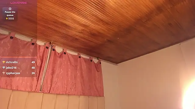 Živý XXX chat mia__gv