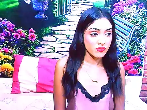 IndianPretty14u2Luv Live XXX-chat