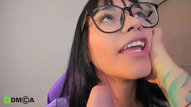 Chat XXX ao vivo de alice-rausing