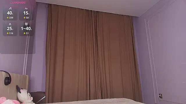 hikom1ko élő XXX-chatje