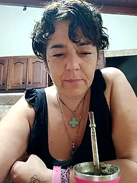 relaxnamaste Show in webcam