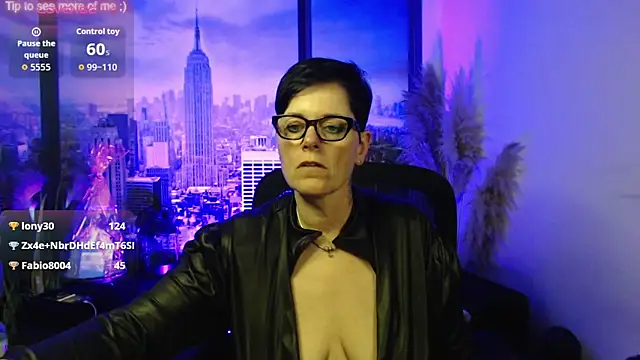 ninarandmannのライブXXXチャット