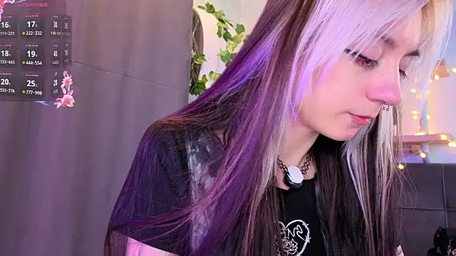 Chatroom XXX en direct de TristaRoht