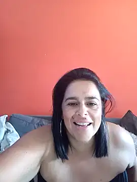 Show modela lucianamorocha na web-kameri
