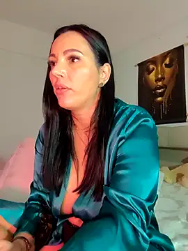Chat +18 de ReiyaRey ao vivo