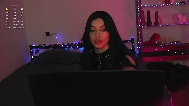 Olivia_Faye Chat XXX in diretta