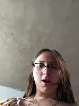 Aria_roouse3 Chat XXX in diretta